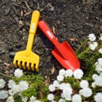 Spielstabil 2 Piece Garden Set - Includes Hand Rake & Shovel - Image 2