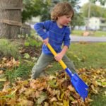 Children's Long Handled Leaf Rake - Image 2