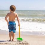 Children's Long Handled Garden Rake - Image 3
