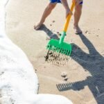 Children's Long Handled Garden Rake - Image 2