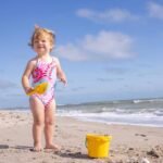 Sand Scoop Small (assorted colors) - Image 4